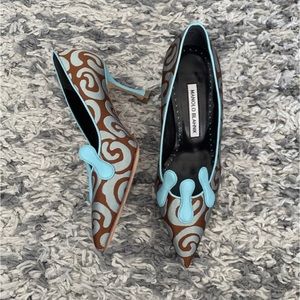 Manolo Pumps Never Worn